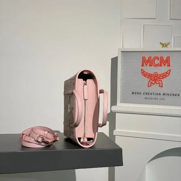 MCM shoulder bag/crossbody bag, pink with all-over monogram print. - Picture 2 of 9